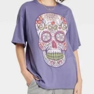 NEW NWOT Hasta Siempre Dia de los Muertos Sugar Skull T-Shirt. Purple. Medium.
